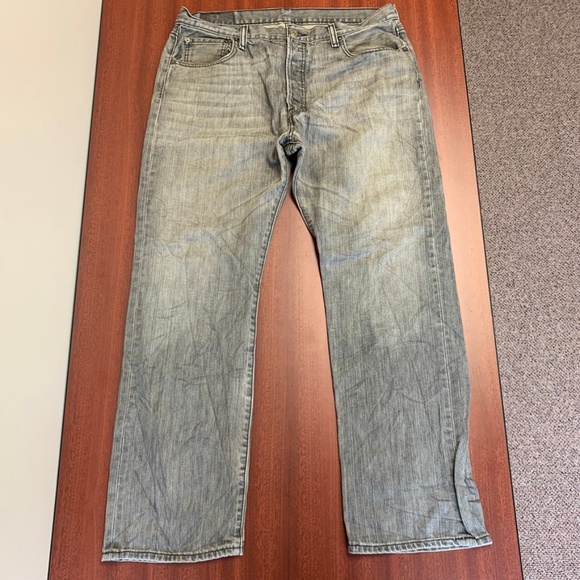 Levi's 501 Jeans - Picture 2 of 4